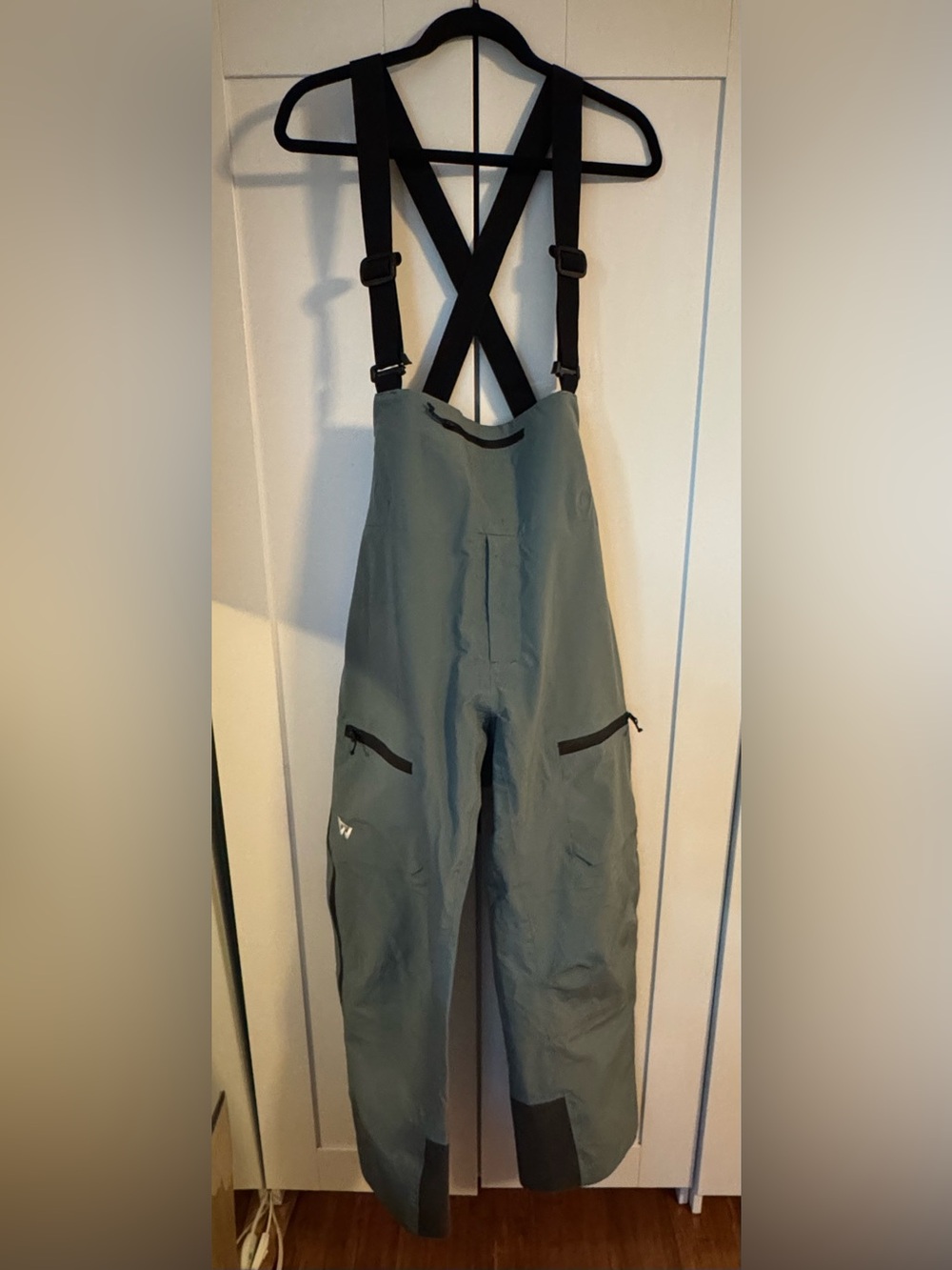 Women’s Ski Bib Pants in Sage Green with Suspenders, zip closure and gaiters
